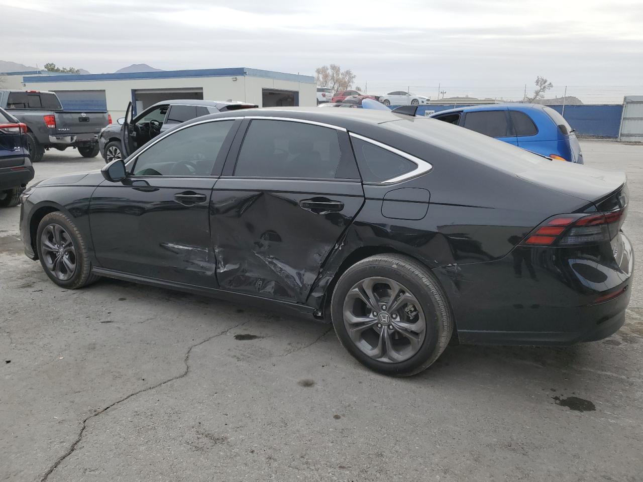 2023 HONDA ACCORD EX VIN:1HGCY1F38PA013985