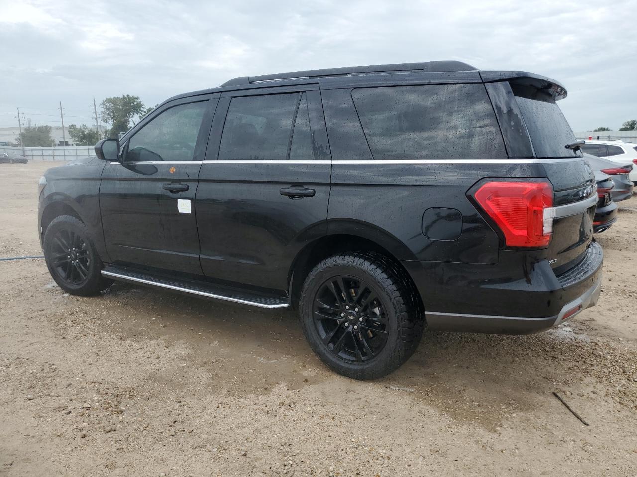 2022 FORD EXPEDITION XLT VIN:1FMJU1HT1NEA17084