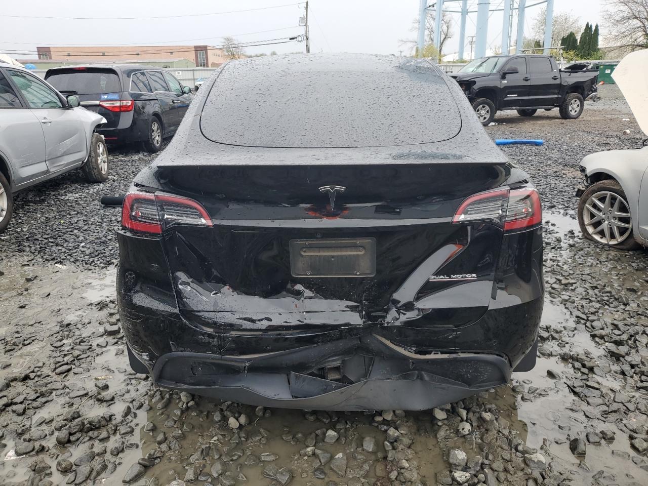 2022 TESLA MODEL Y  VIN:7SAYGDEF2NF374107