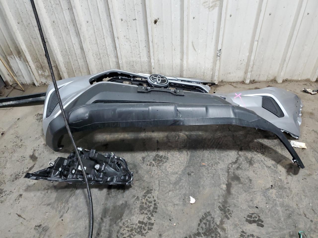 2023 TOYOTA RAV4 XLE VIN:2T3P1RFV6PW404588