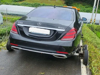 2020 Mercedes-Benz S 560 W1KUG8GB9LA528952 VIN:W1KUG8GB9LA528952