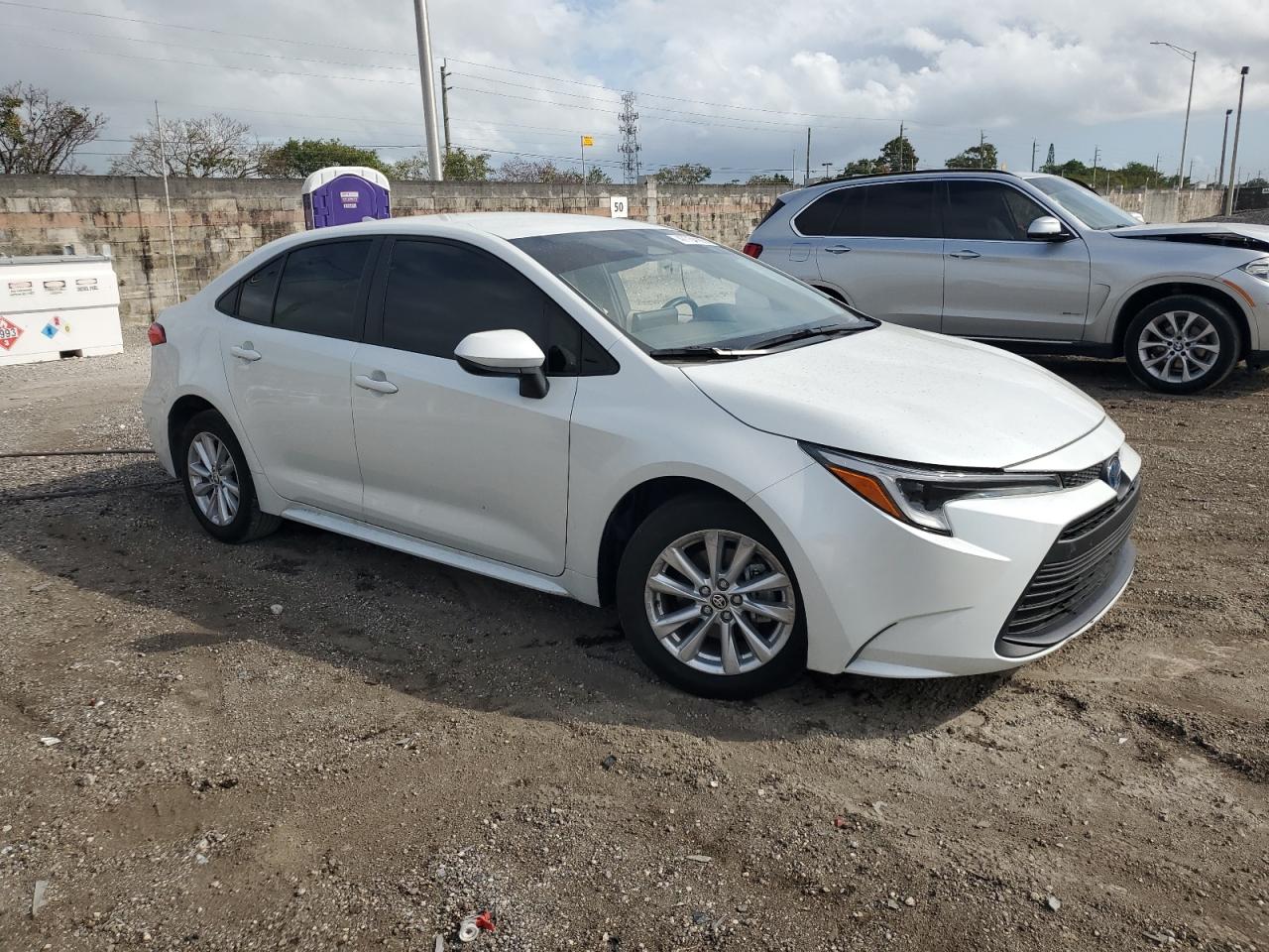 2024 TOYOTA COROLLA LE VIN:JTDBCMFE4RJ023041