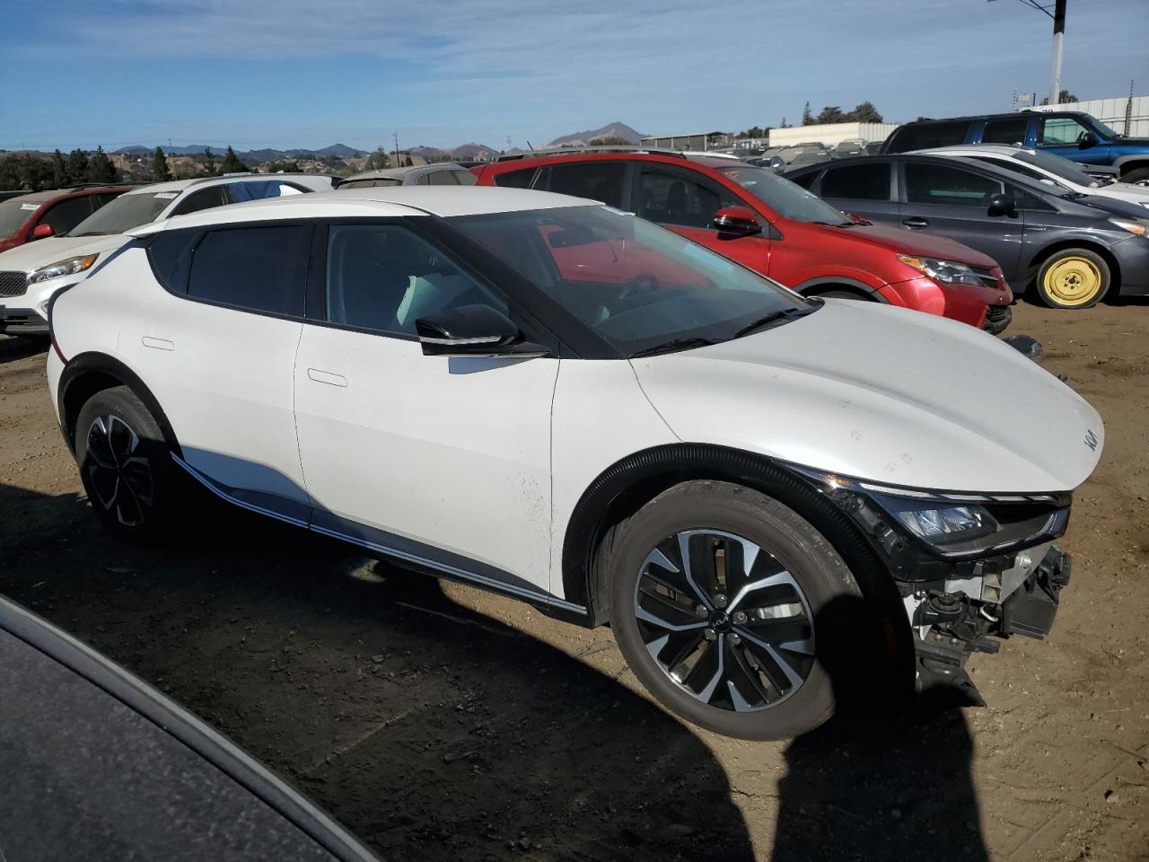 2022 KIA EV6 LIGHT VIN:KNDC34LA4N5037076