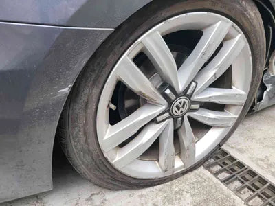 2018 Volkswagen Passat 1VWZZZA3ZJC037143 VIN:1VWZZZA3ZJC037143