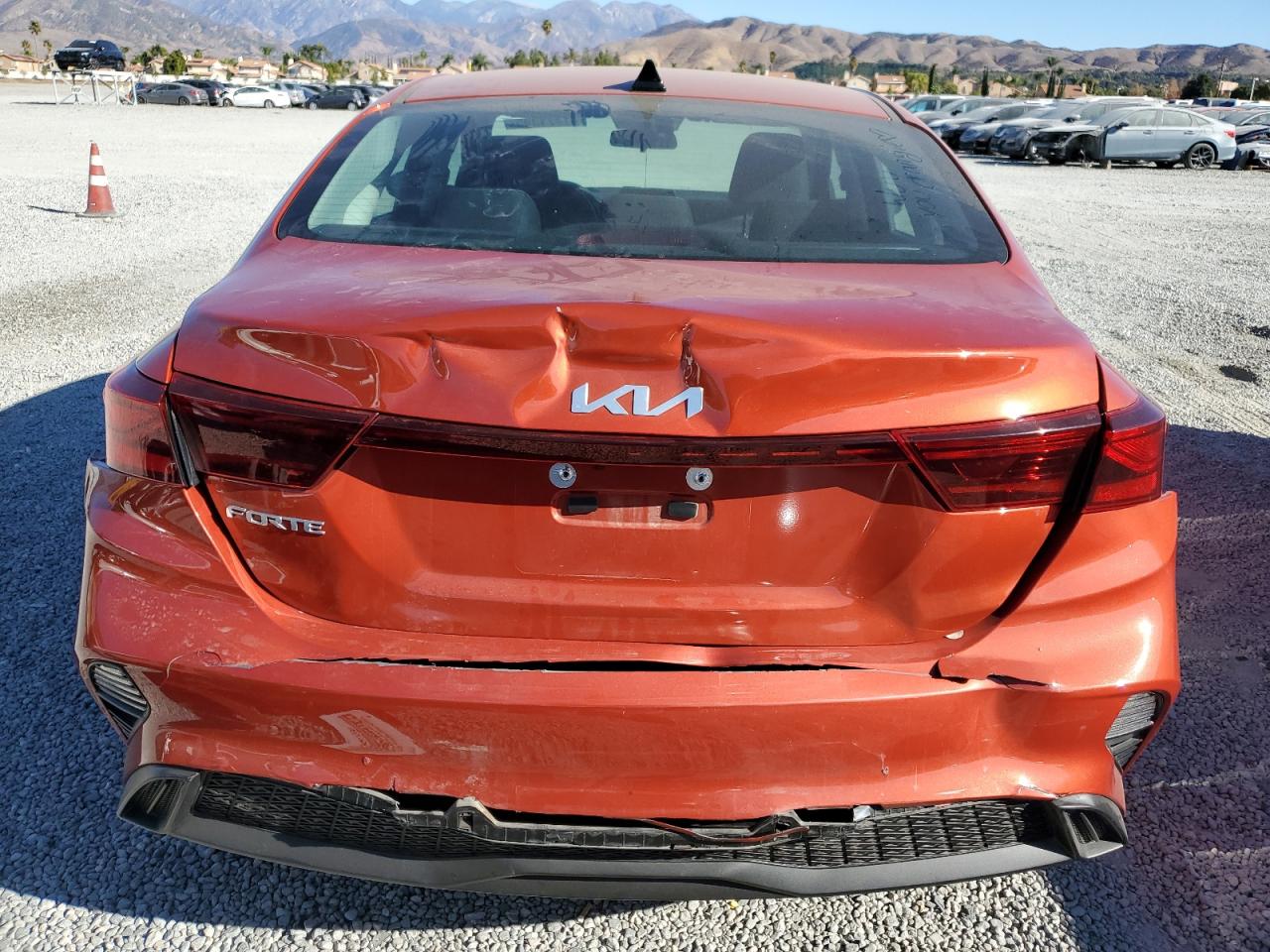 2024 KIA FORTE LX VIN:1C3CDZAB0DN681215