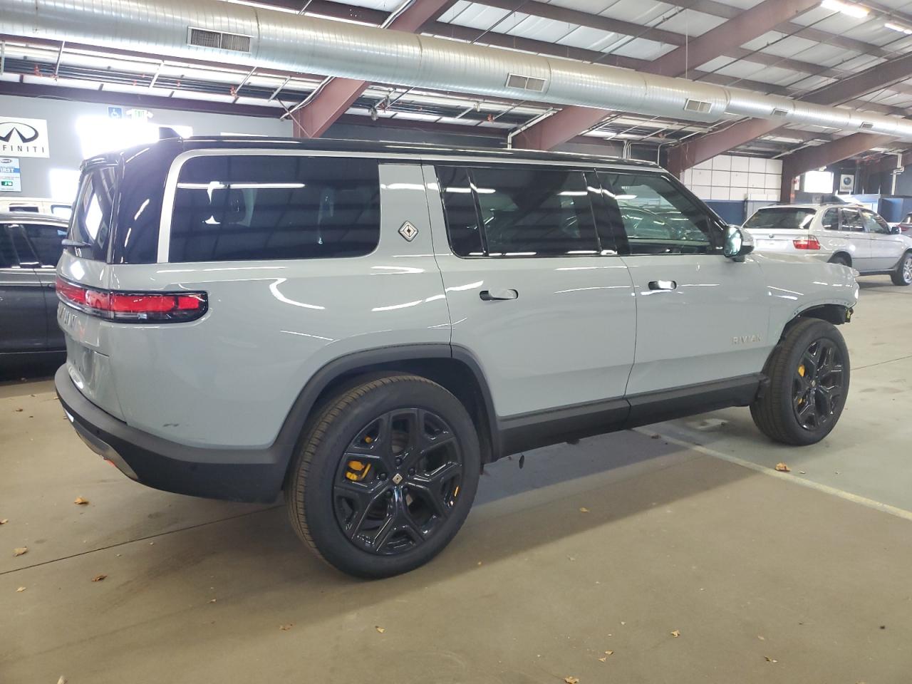 2024 RIVIAN R1S ADVENTURE VIN:7PDSGABAXRN037937