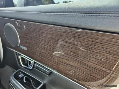 2016 Jaguar XJ VIN: