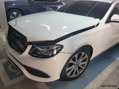 2019 Mercedes-Benz E 220 WDDZF0FB8KA614652 VIN:WDDZF0FB8KA614652