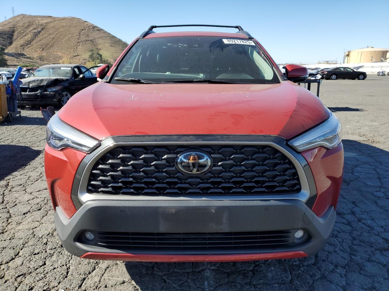 2022 TOYOTA COROLLA CROSS XLE VIN:7MUDAABG9NV024564