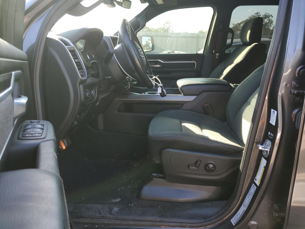 2022 RAM 1500 BIG HORN/LONE STAR VIN:1C6RREFTXNN312369