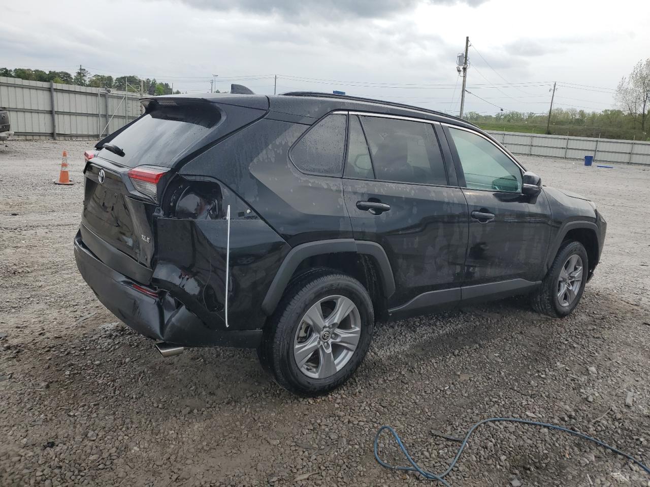 2022 TOYOTA RAV4 XLE VIN:2T3W1RFV7NC183772