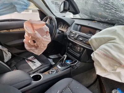 2015 BMW 120 WBAVP9103FVV49317 VIN:WBAVP9103FVV49317