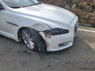 2016 Jaguar XJ SAJAA229XGNV99979 VIN:SAJAA229XGNV99979