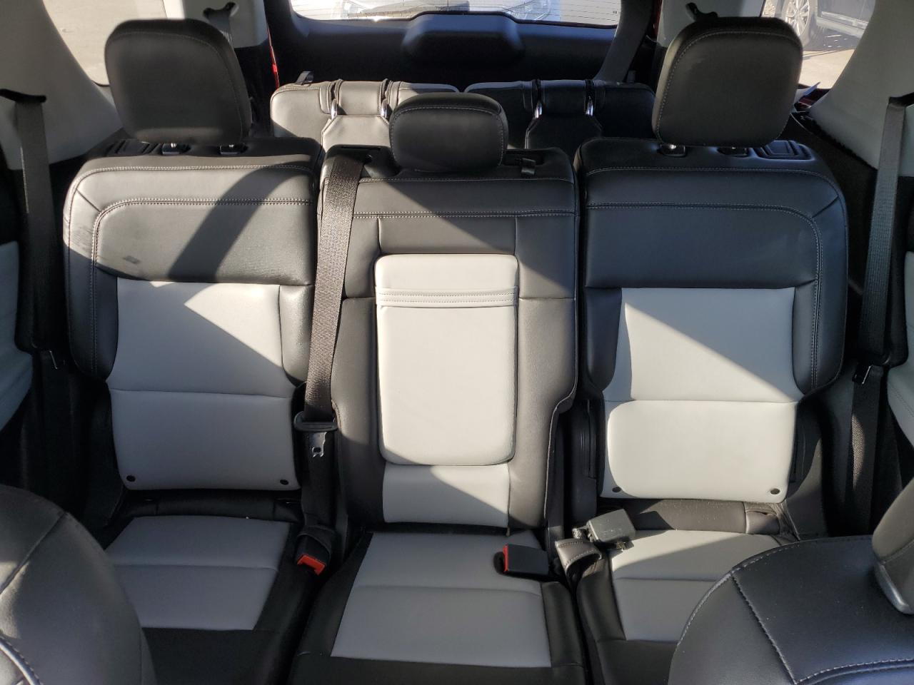 2022 FORD EXPLORER XLT VIN:1FMSK8DH4NGB11193