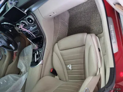 2018 Mercedes-Benz C 200 VIN: