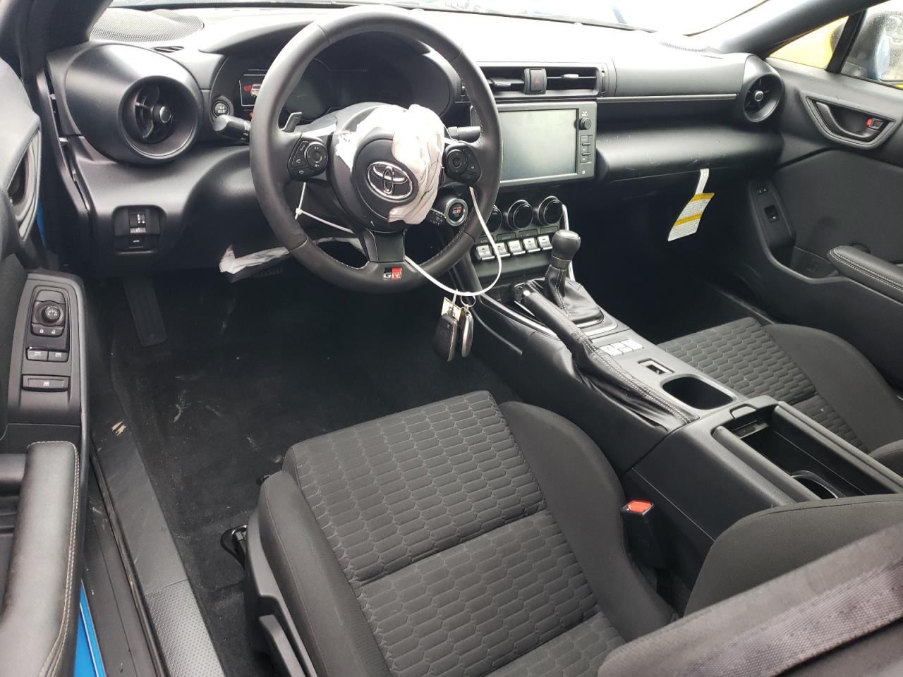 2024 TOYOTA GR 86  VIN:JF1ZNBB13R8753584