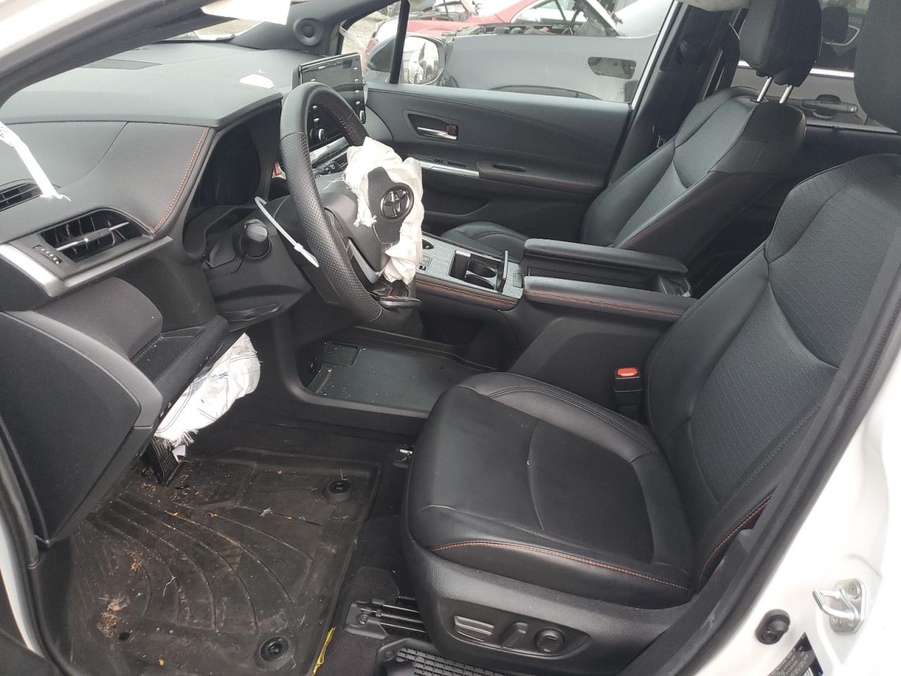 2022 TOYOTA SIENNA XSE VIN:5TDDSKFC4NS066130