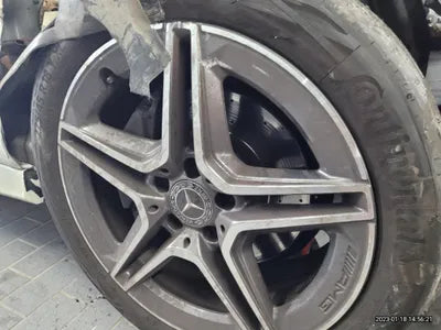 2019 Mercedes-Benz C 200 VIN: