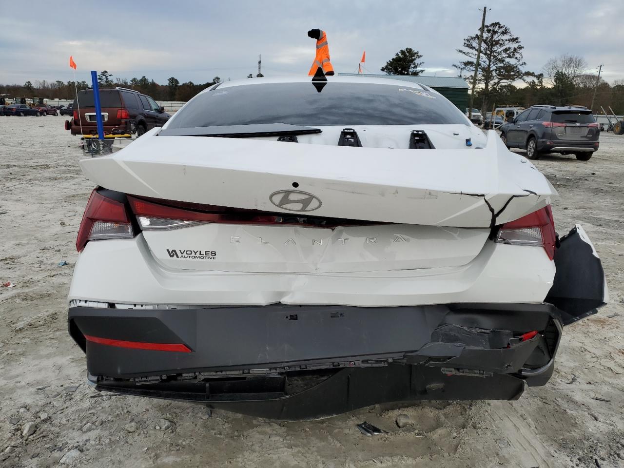 2024 HYUNDAI ELANTRA SEL VIN:KMHLM4DG5RU704888