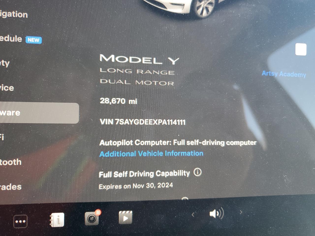 2023 TESLA MODEL Y  VIN:7SAYGDEEXPA114111