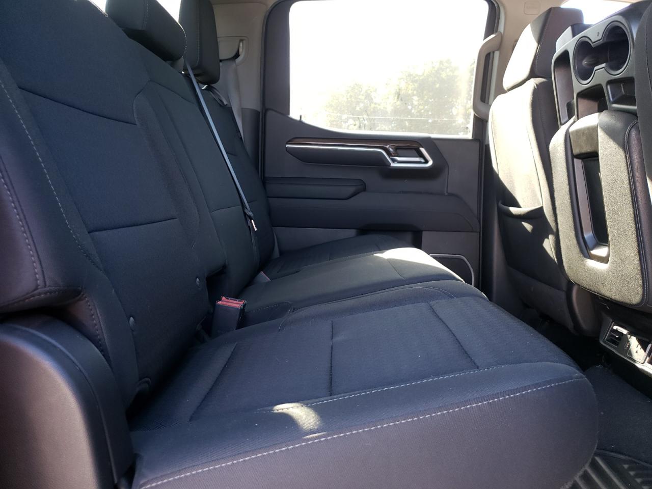 2022 CHEVROLET SILVERADO K1500 LT VIN:1GCPDDEK1NZ570127