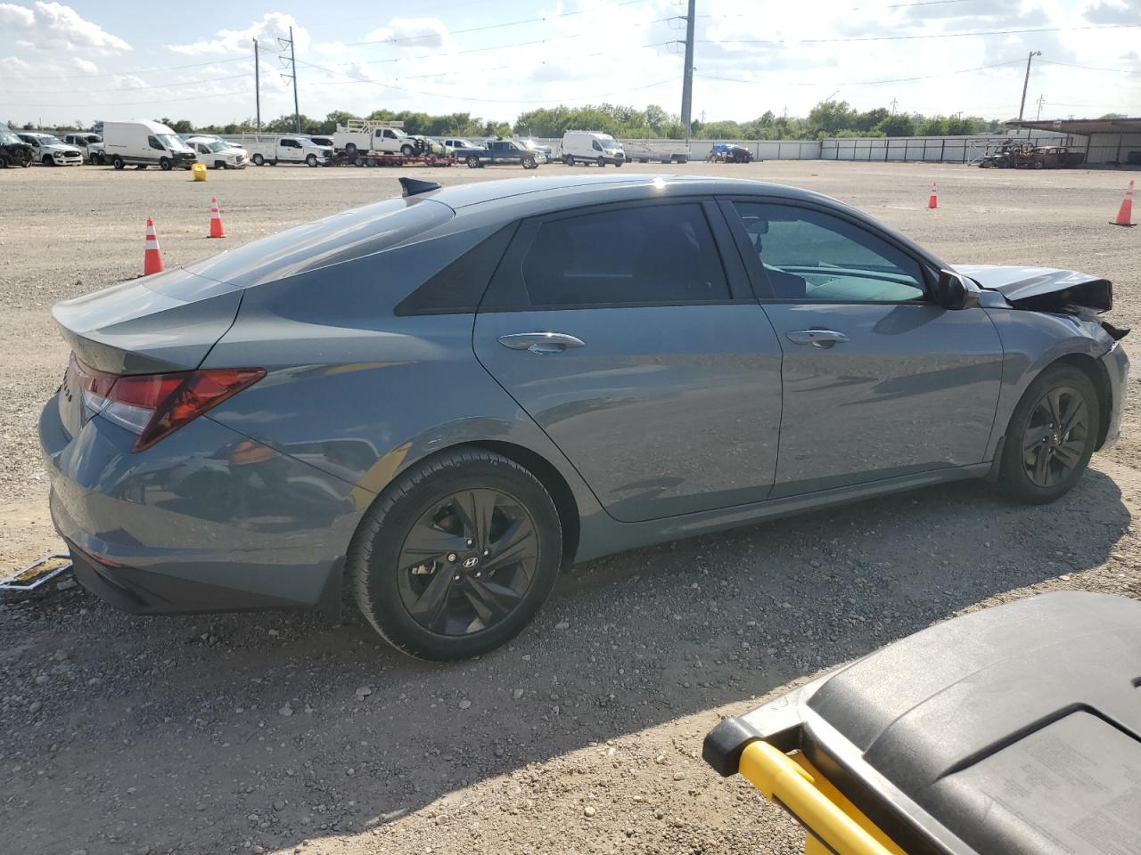 2022 HYUNDAI ELANTRA SEL VIN:KMHLS4AG3NU295598