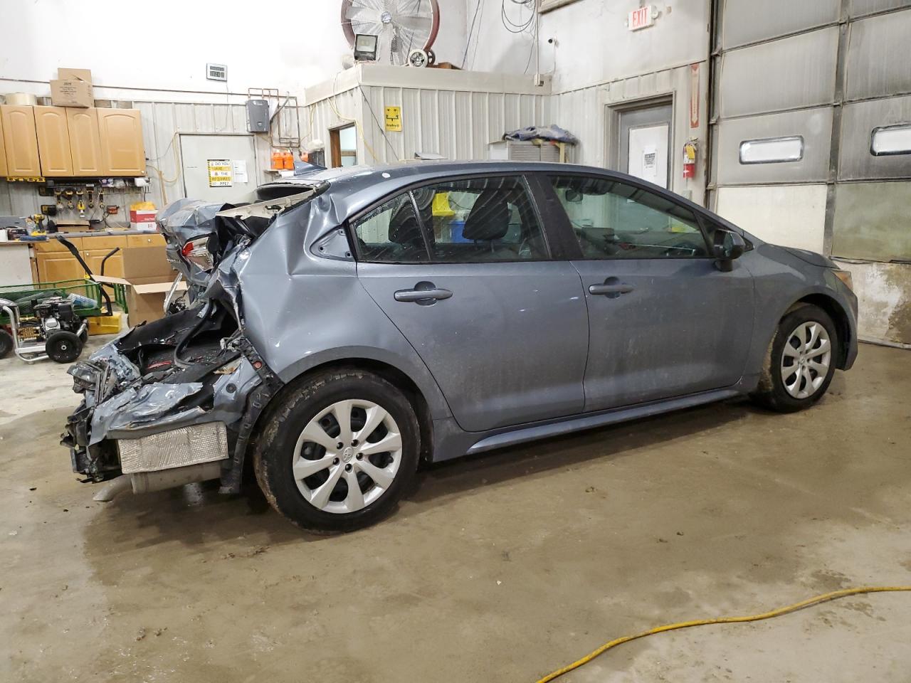 2022 TOYOTA COROLLA LE VIN:5YFEPMAE0NP271706