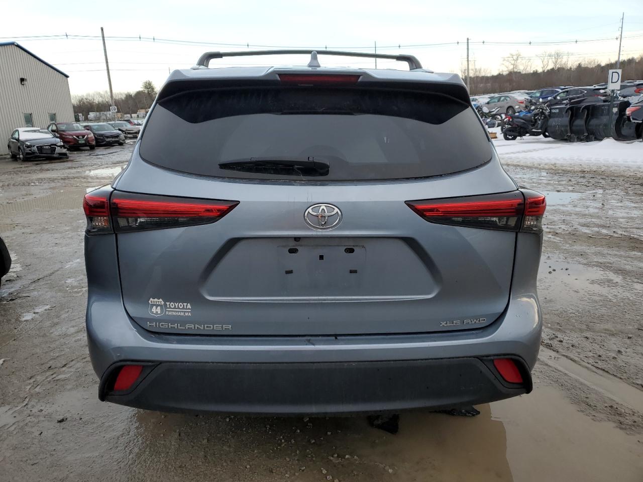 2022 TOYOTA HIGHLANDER XLE VIN:5TDGZRBH7NS183414