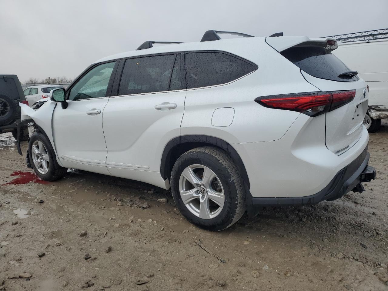 2022 TOYOTA HIGHLANDER HYBRID LE VIN:5TDBBRCH7NS560224
