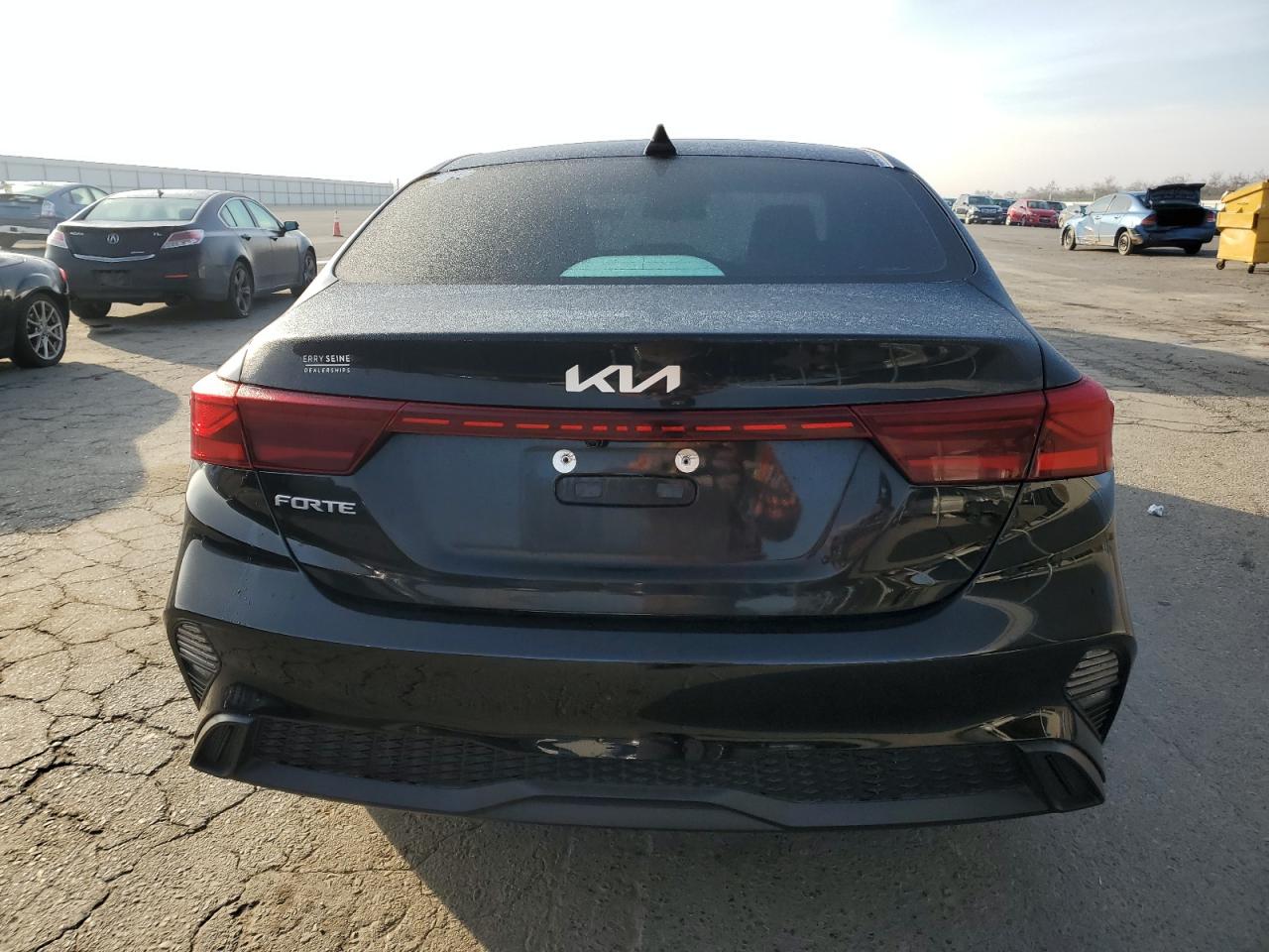 2022 KIA FORTE FE VIN:3KPF24AD9NE457420