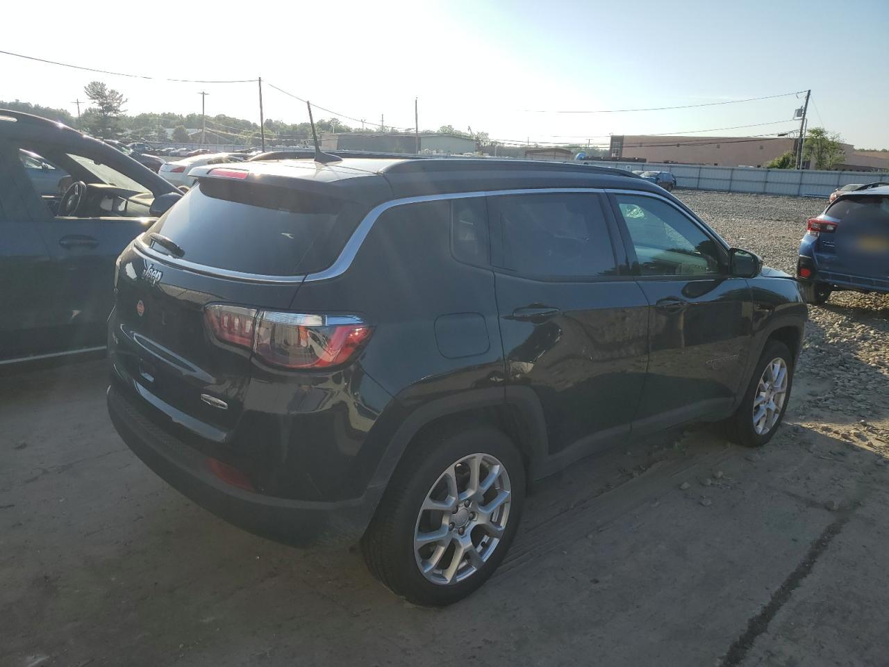 2023 JEEP COMPASS LATITUDE LUX VIN:3C4NJDFN4PT544527