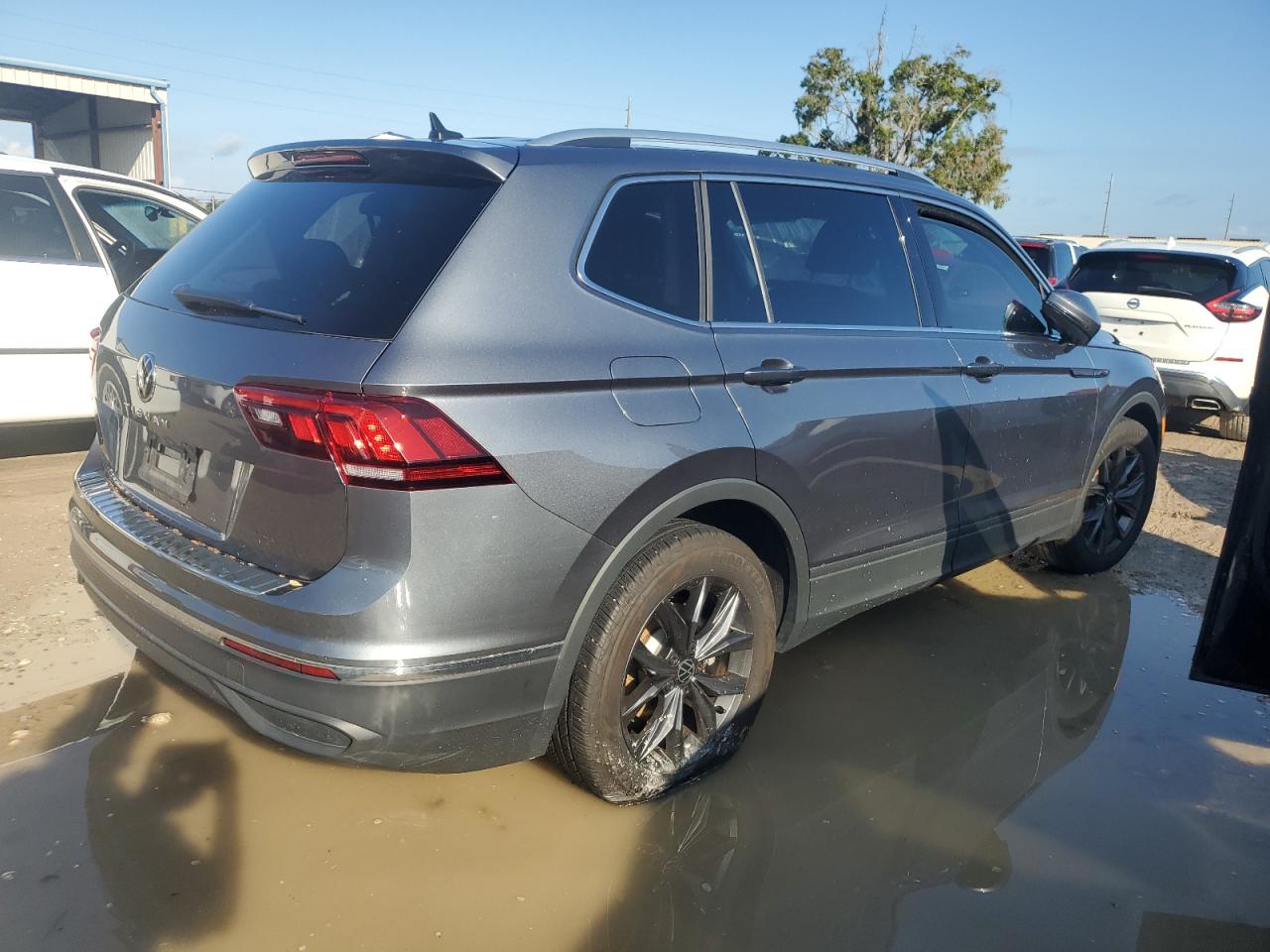 2023 VOLKSWAGEN TIGUAN SE VIN:3VVNB7AX1PM082012