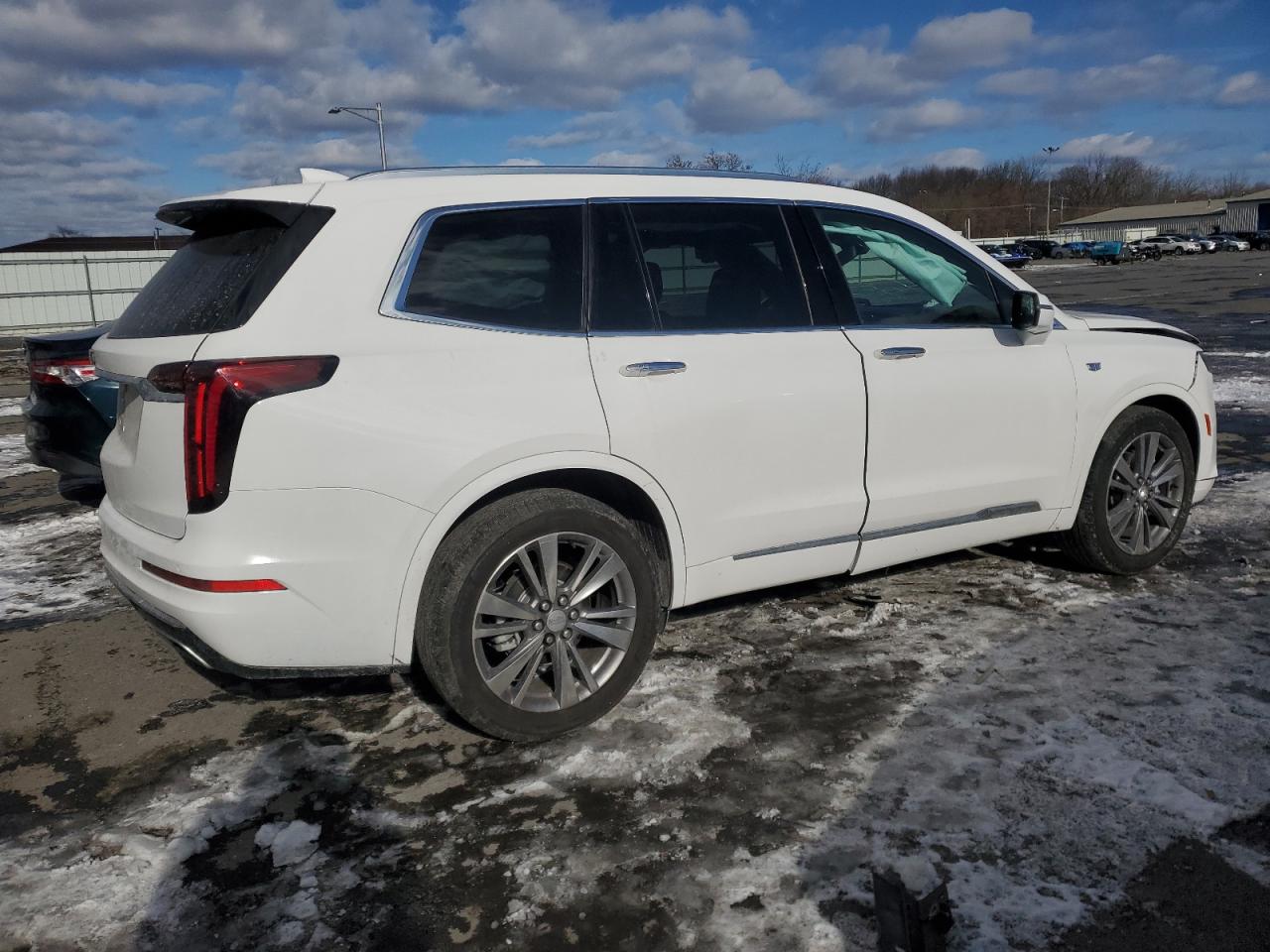 2022 CADILLAC XT6 PREMIUM LUXURY VIN:1GYKPCRS4NZ128684