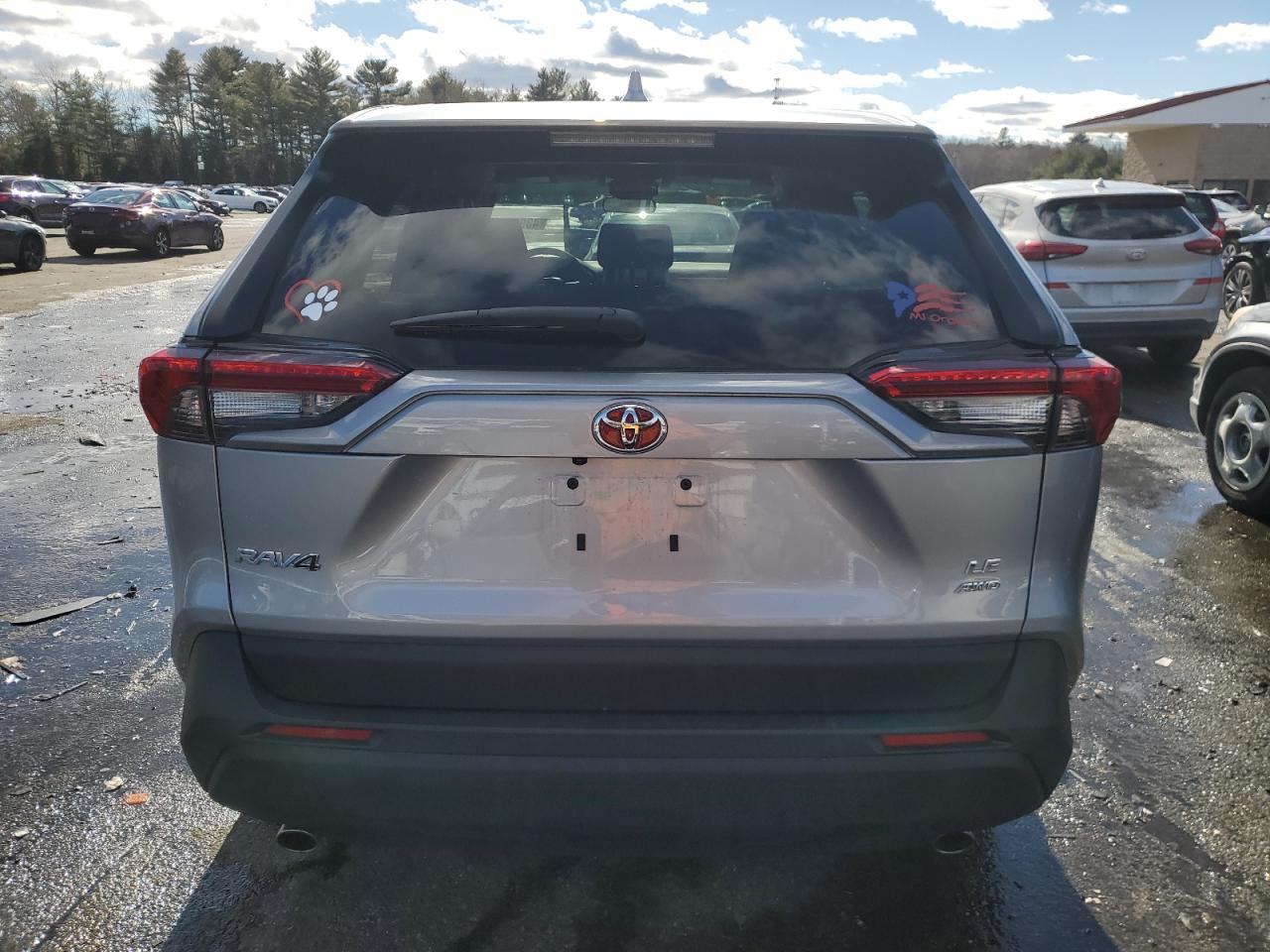 2024 TOYOTA RAV4 LE VIN:2T3G1RFV5RC483790