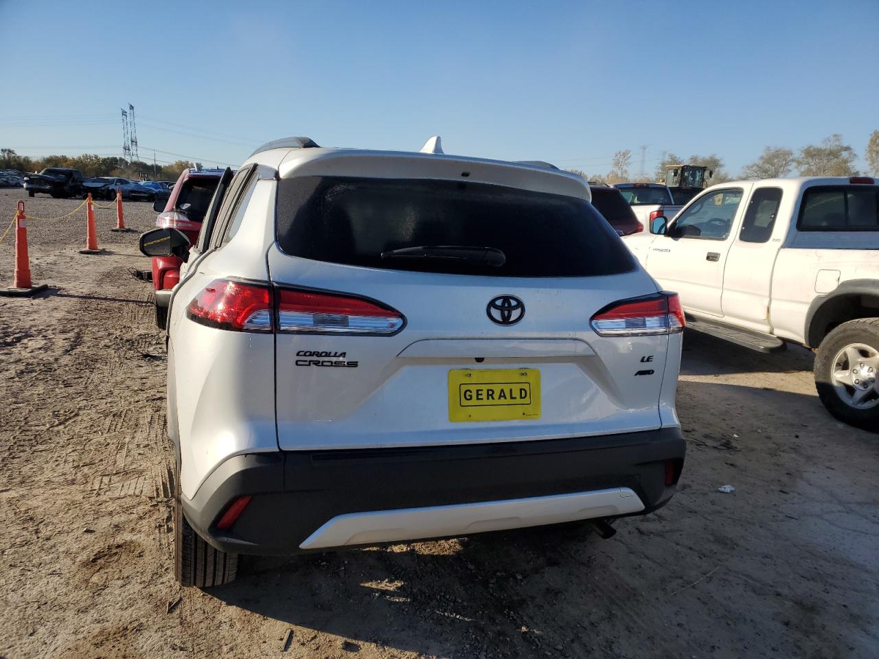 2022 TOYOTA COROLLA CROSS LE VIN:7MUBAABG1NV029183
