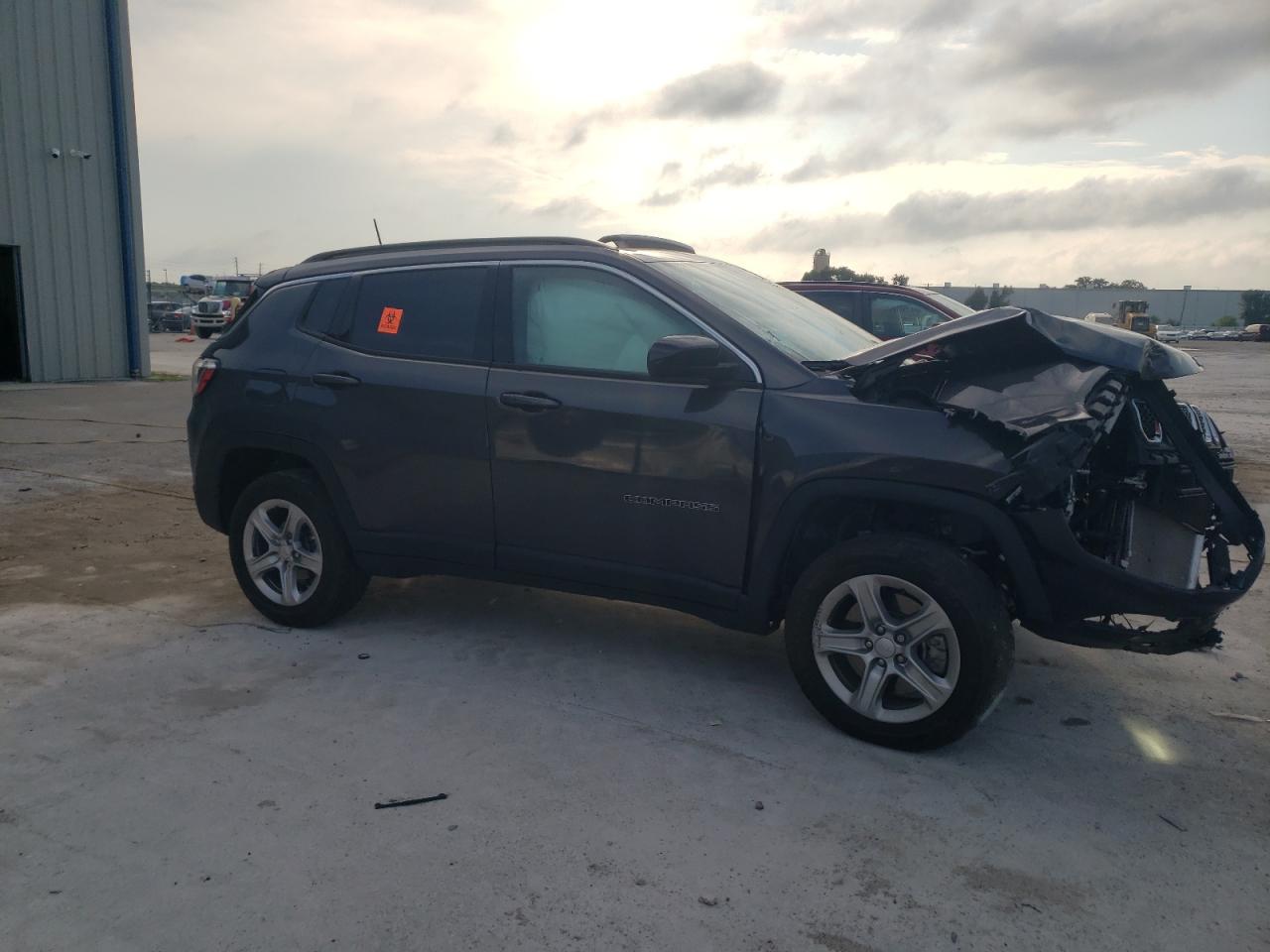 2023 JEEP COMPASS LATITUDE VIN:3C4NJDBN6PT541618