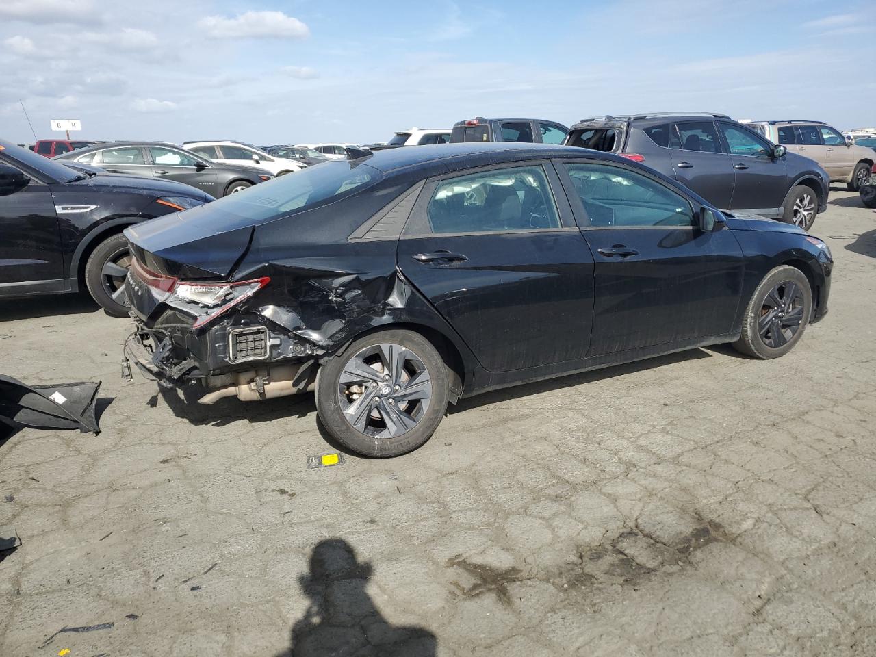 2023 HYUNDAI ELANTRA SEL VIN:5NPLM4AGXPH102018