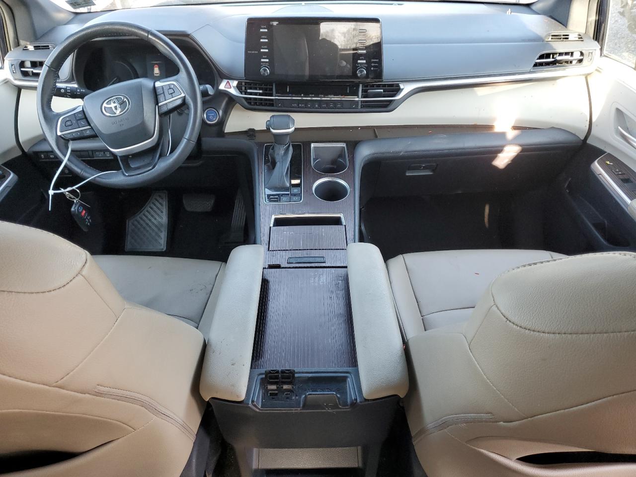 2022 TOYOTA SIENNA XLE VIN:5TDYSKFC9NS055934