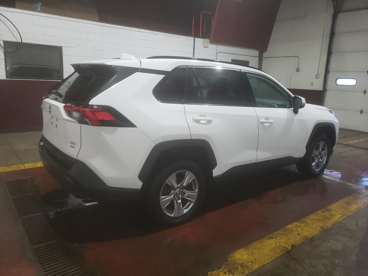 2022 TOYOTA RAV4 XLE VIN:2T3P1RFVXNW277941