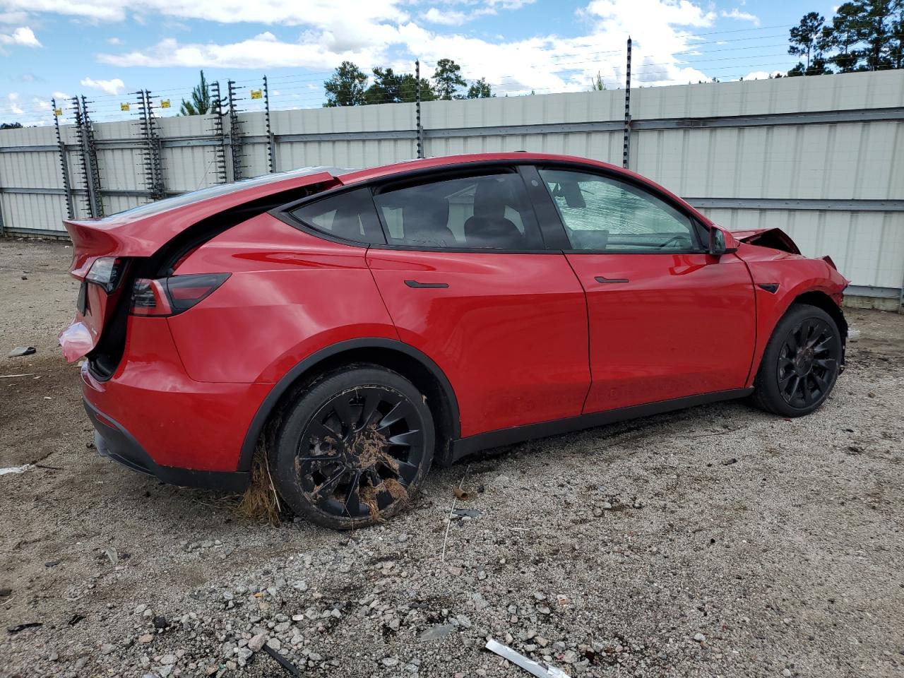 2022 TESLA MODEL Y  VIN:7SAYGAEE1NF412271