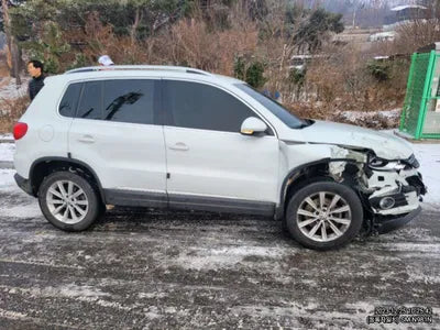 2016 Volkswagen Tiguan 960KMWVGZZZ5NZGW5 VIN:960KMWVGZZZ5NZGW5