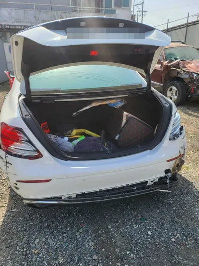 2019 Mercedes-Benz E 220 VIN: