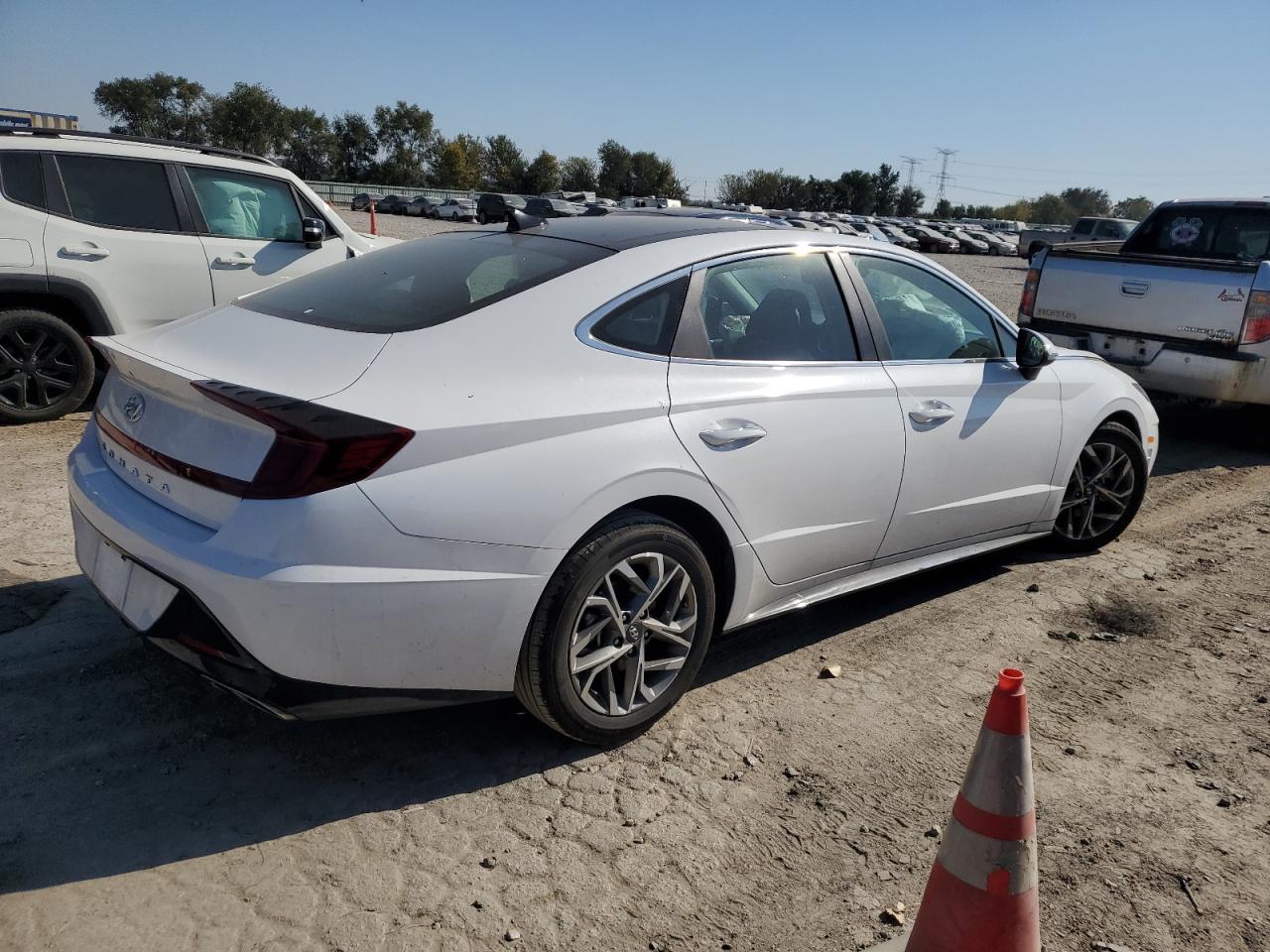 2023 HYUNDAI SONATA SEL VIN:KMHL14JA2PA332661