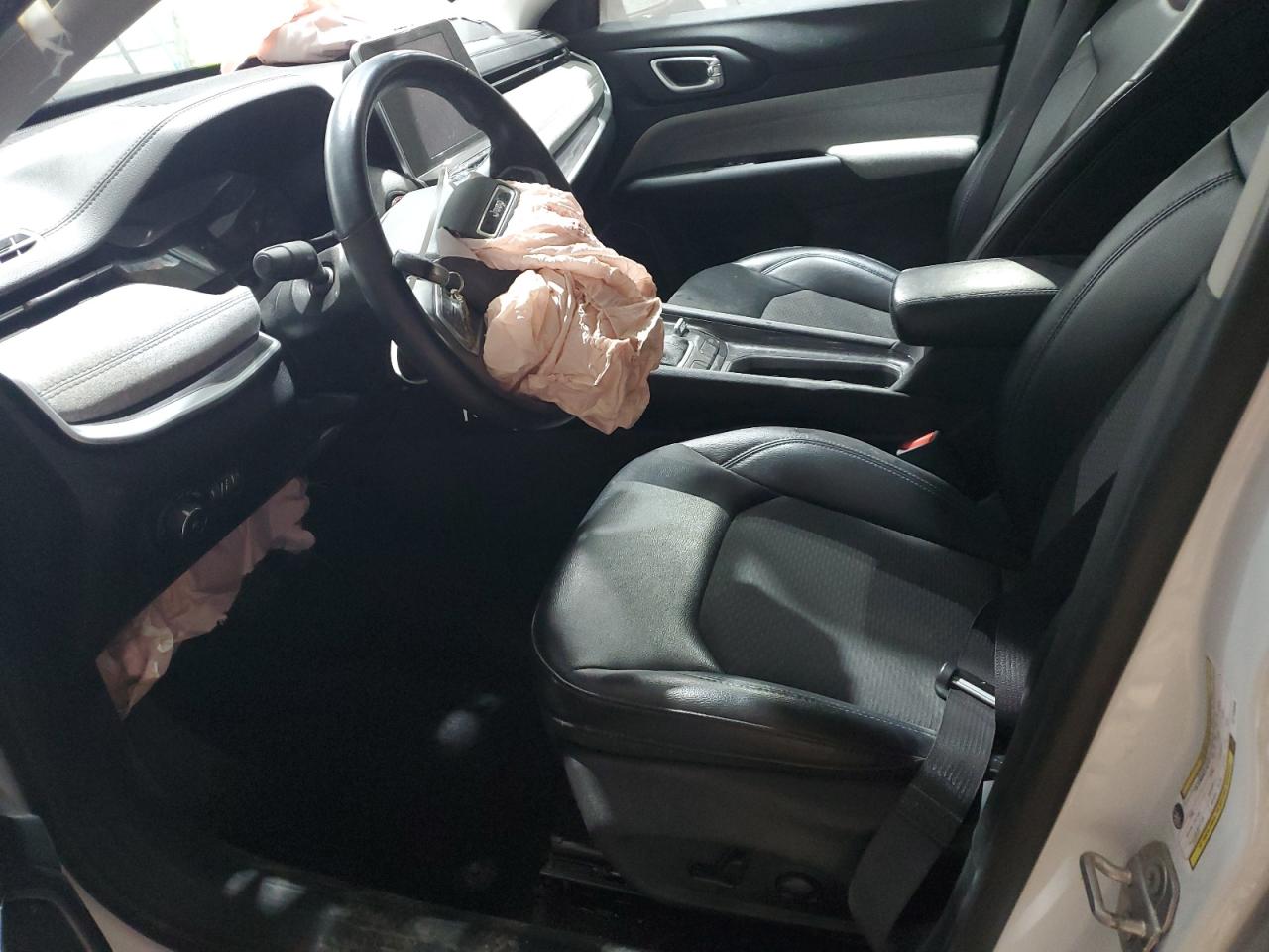 2022 JEEP COMPASS LATITUDE VIN:3C4NJDBB9NT148098