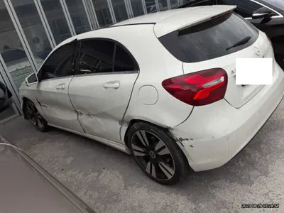 2018 Mercedes-Benz A 200 WDDBF4DBXJJ655410 VIN:WDDBF4DBXJJ655410