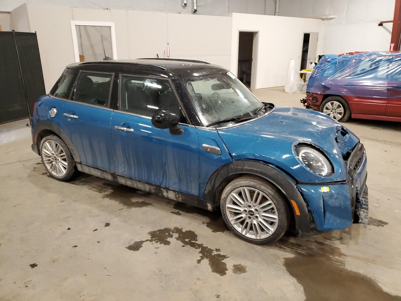 2023 MINI COOPER S VIN:WMW53DK02P2T74512