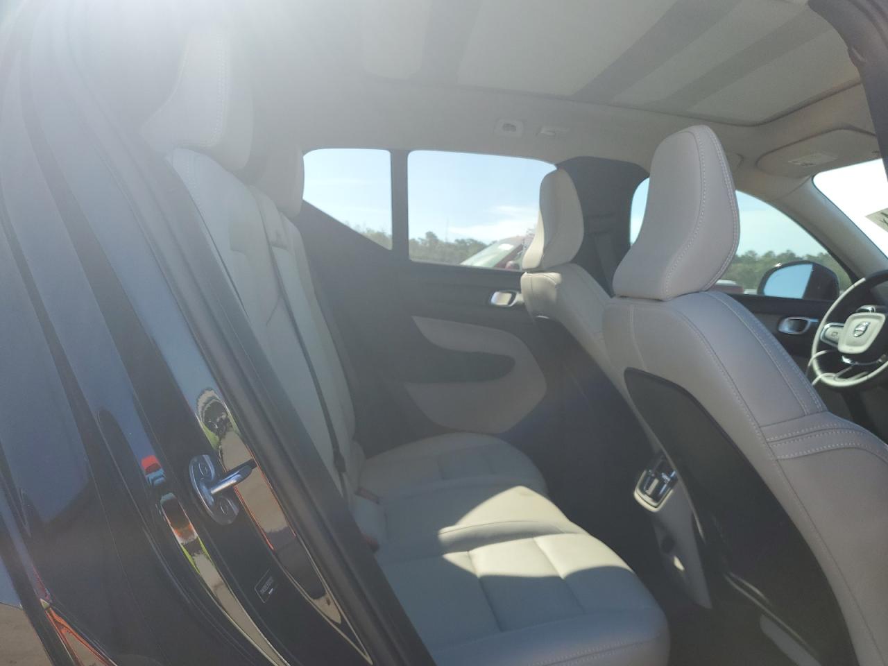2023 VOLVO XC40 PLUS VIN:YV4K92HL5P2072137