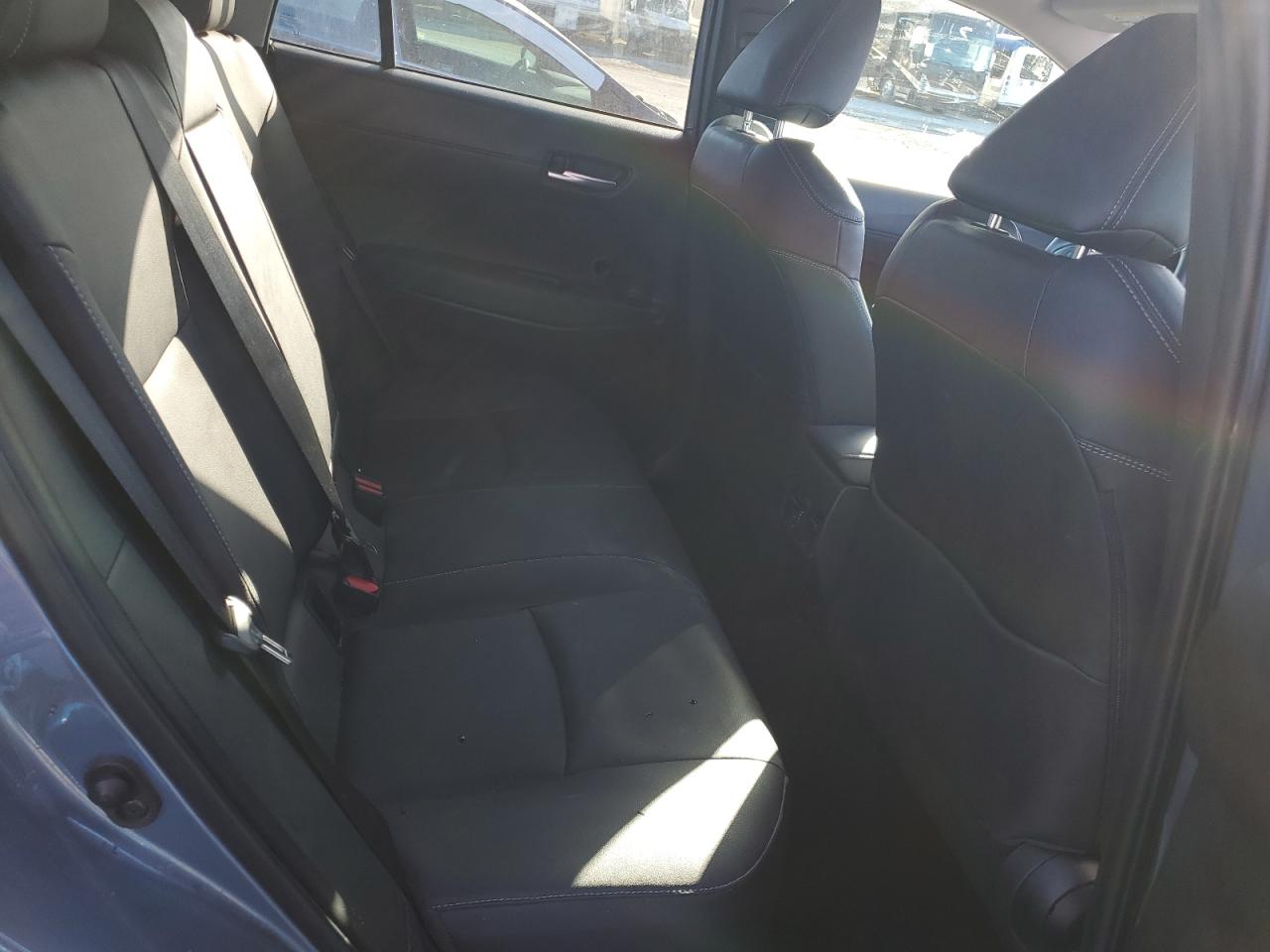 2022 TOYOTA COROLLA CROSS XLE VIN:7MUDAABG4NV039585