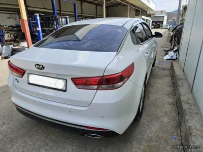 2016 Kia K5 KNAGU416BGA003818 VIN:KNAGU416BGA003818