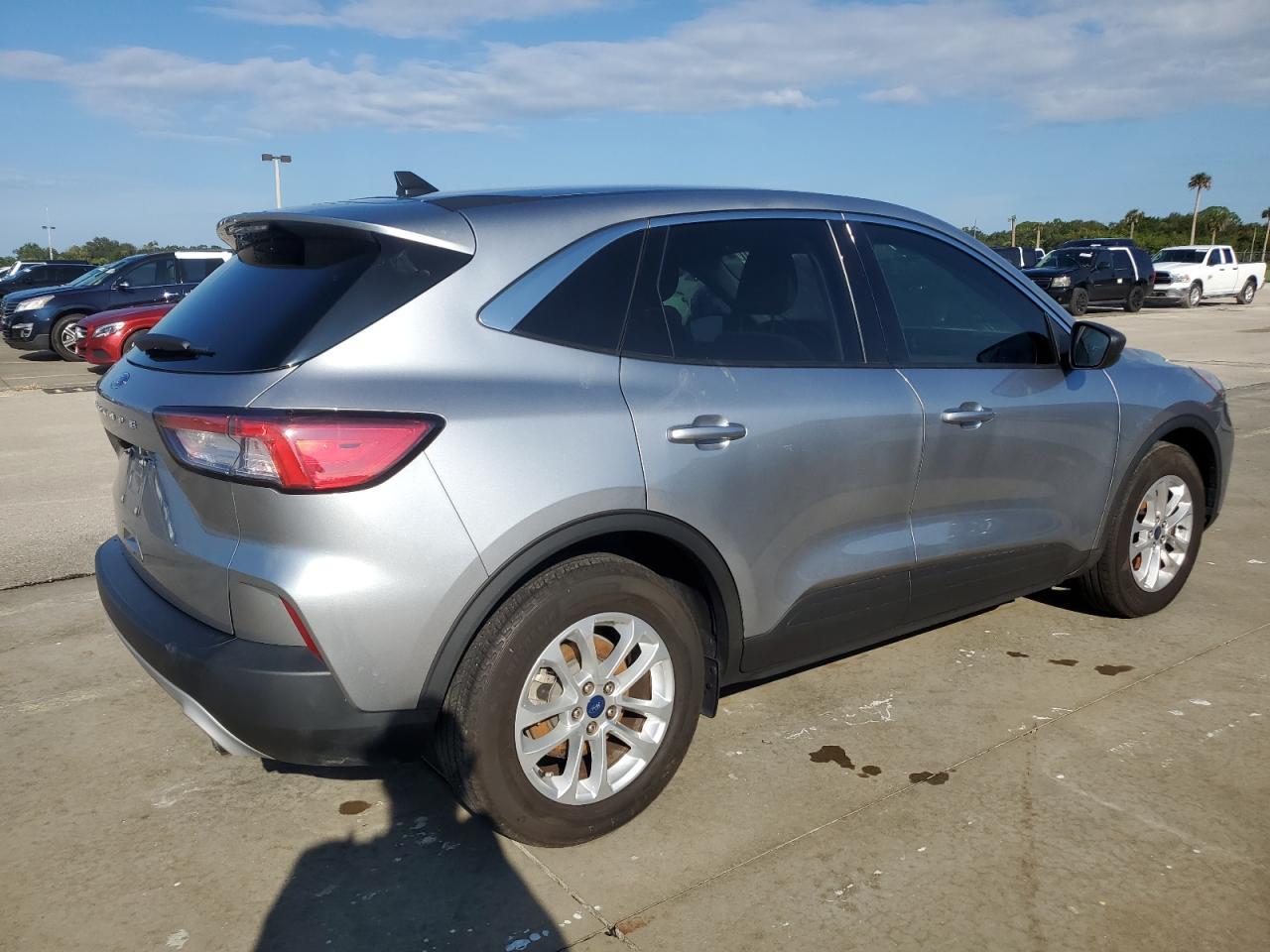 2022 FORD ESCAPE SE VIN:1FMCU0G64NUB89405